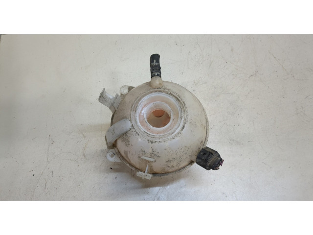 Бачок расширительный  Volkswagen Tiguan 2011-2016 1K0121407A   
