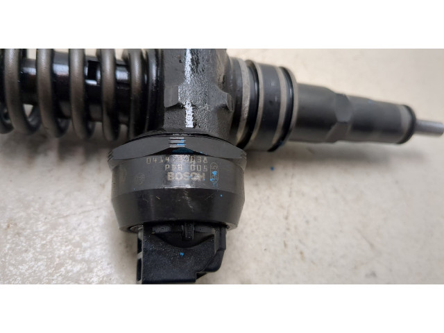 Форсунка топливная  Volkswagen Sharan 2000-2010    038130073AK     