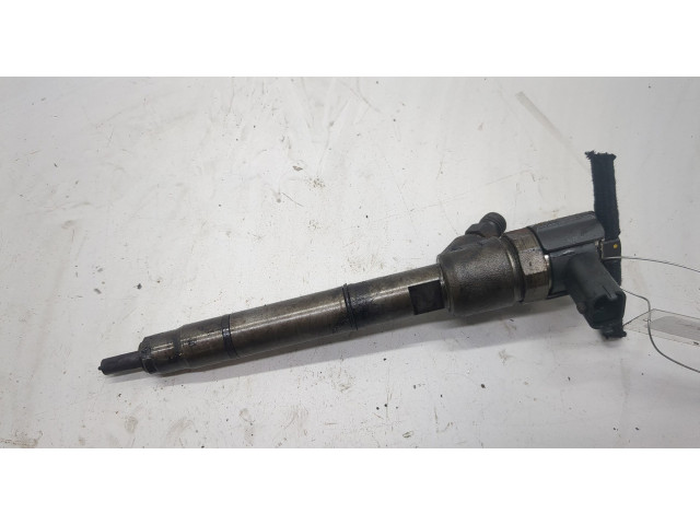 Форсунка топливная  Hyundai i40 2011-2019    338002A800     