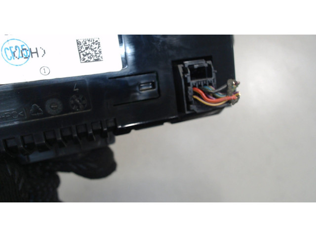 Дисплей бортового компьютера  Opel Zafira C 2011- 13277072         