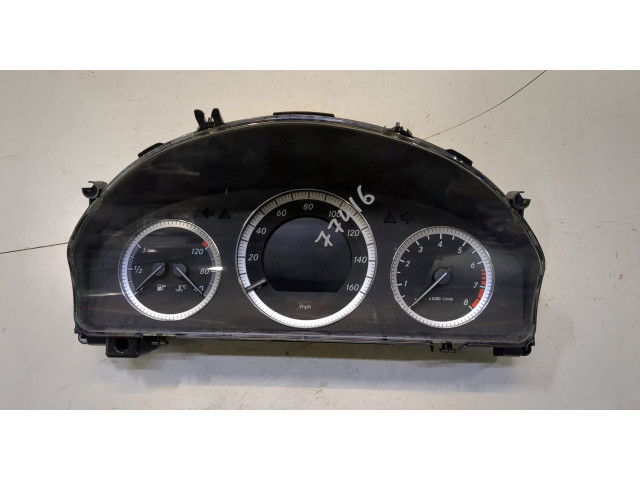 Панель приборов  Mercedes C W204 2007-2013            1.6  Бензин
