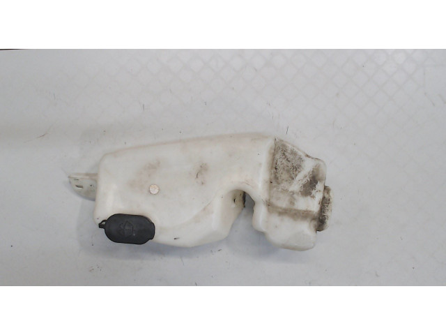 Бачок омывателя  Renault Duster 289102833R   1.5