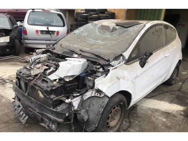 Интеркулер  Ford Fiesta 2008-2013 1.6  1722905, 8V519L440AF    