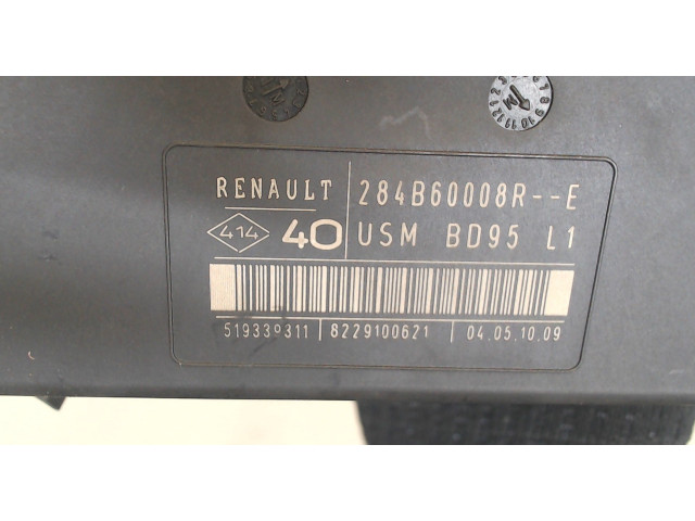 Блок предохранителей  Renault Megane 3 2009-2016      284B60008R     1.6
