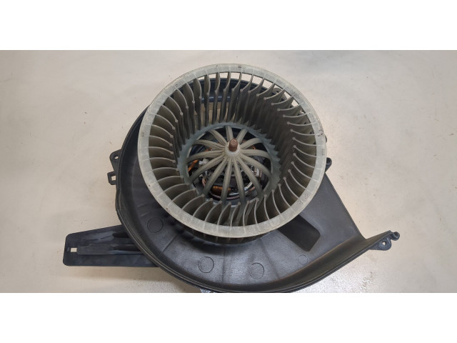 Моторчик печки  Volkswagen Polo 2001-2005 6Q1819015H     6Q1819015H   