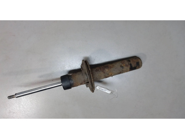 Стойка амортизатора  Audi A4 (B8) 2007-2011 8T0413031AF     3  дизель