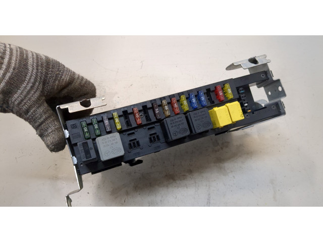 Блок предохранителей  Mercedes E W211 2002-2009      5DK00804727, A2115455301   