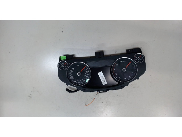 Панель приборов  Volkswagen Touareg 2010-2014           3.6  Бензин