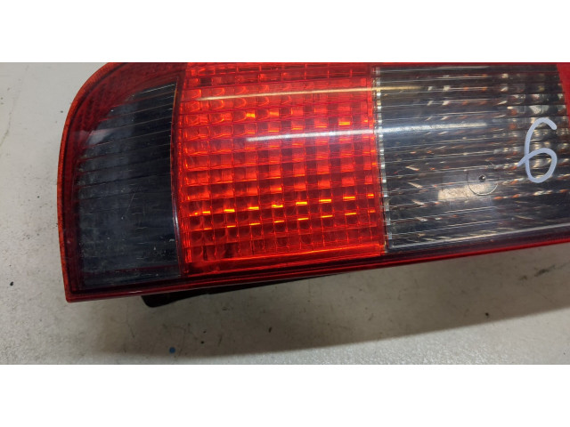 Задний фонарь        Ford Fusion 2002-2012 
