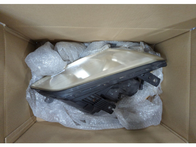 Фара передняя  Chevrolet Captiva 2006-2011 правая 