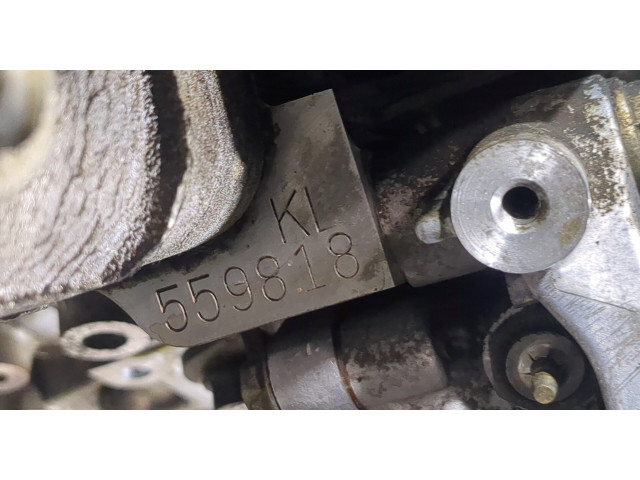 Форсунка топливная  Mazda Xedos 9         