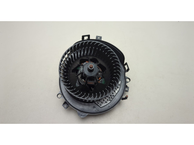 Моторчик печки  Seat Leon 3 2012-2020 5Q2819021B    5Q2819021B   
