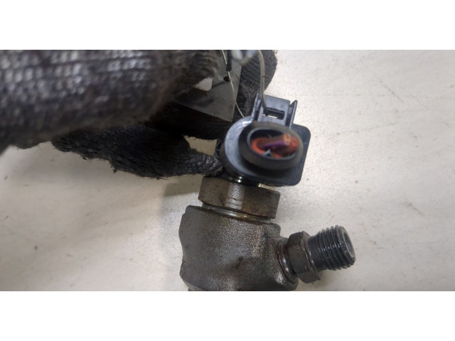 Форсунка топливная  Volkswagen Passat 7 2010-2015 Европа    0445110369     