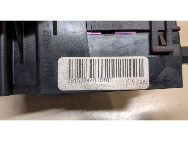 Блок предохранителей  Volkswagen Passat 7 2010-2015 Европа            1.6