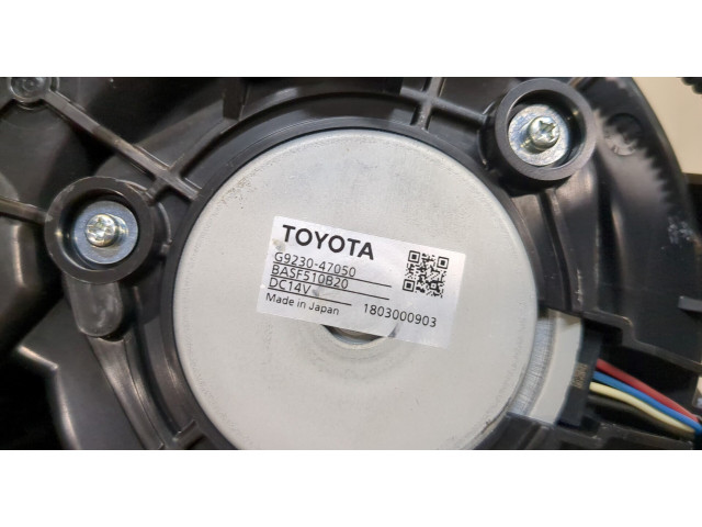 Моторчик печки  Toyota Prius 2015-2019        