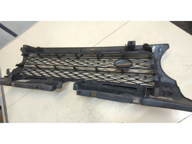 Решетка радиатора  Land Rover Range Rover Sport 2009-2013          LR030349