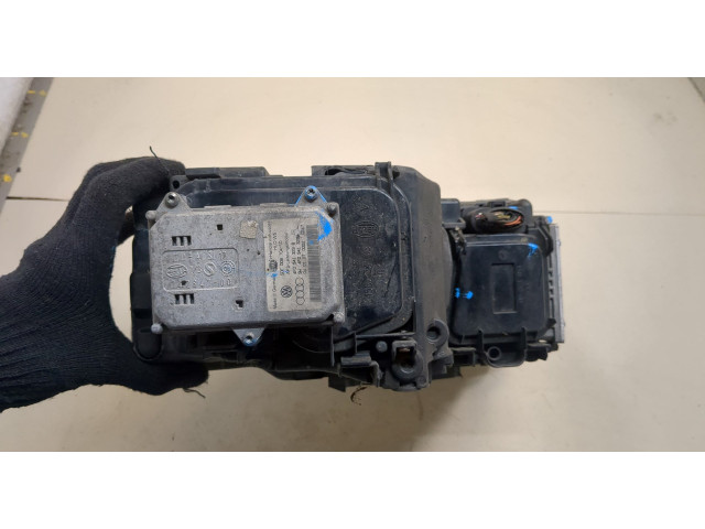 Фара передняя  Audi A8 (D3) 2002-2010 правая 