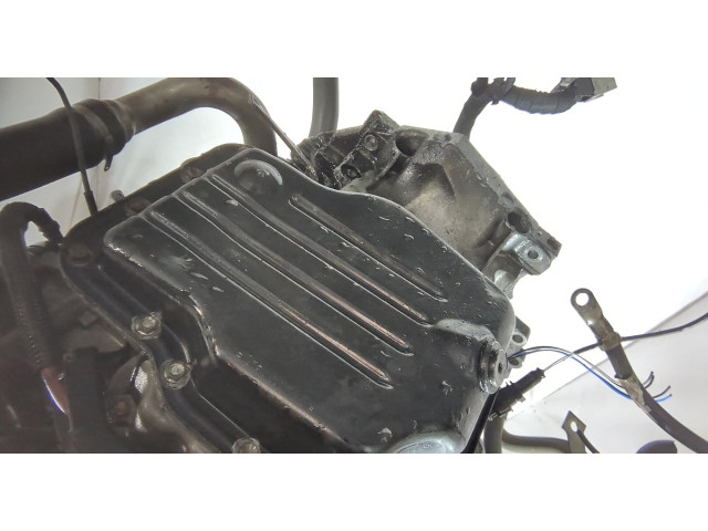Клапанная крышка двигателя ДВС  Opel Astra J 2010-2017 1.7     