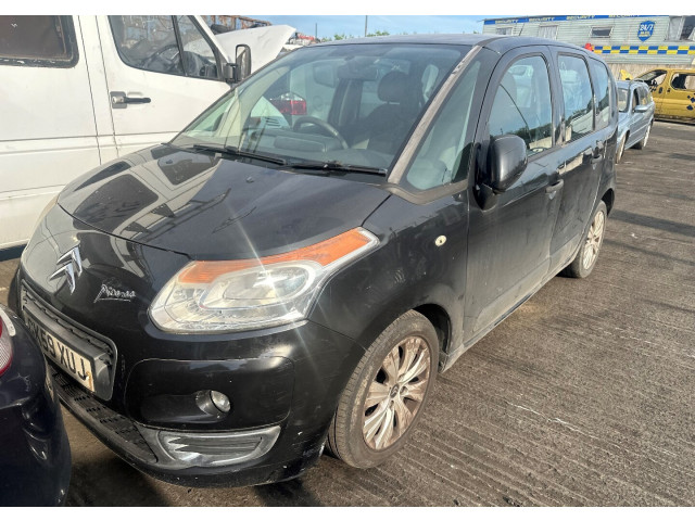 Бампер  Citroen C3 picasso 2009-2017 задний     