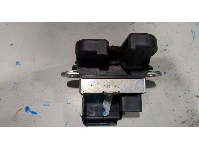 Замок багажника  Volkswagen Tiguan 2011-2016       