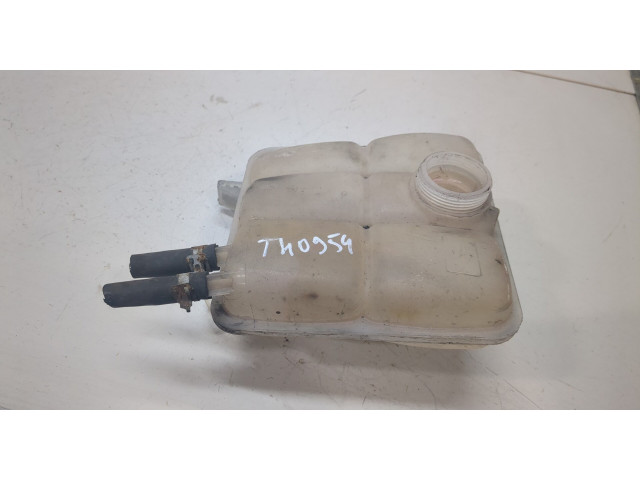 Бачок расширительный  Ford Kuga 2008-2012     2.0