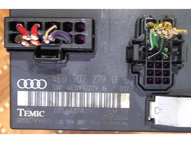 Блок комфорта  Audi A8 (D3) 2002-2005      4E0907279G    