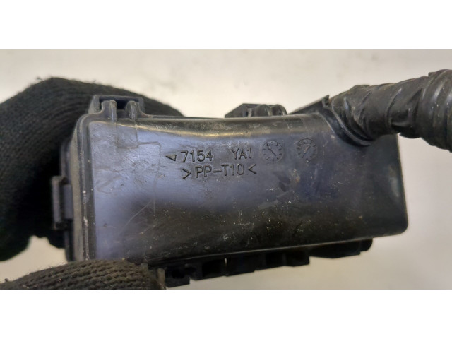 Блок предохранителей  Lexus LS460 2006-2012          4.6