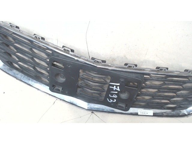 Решетка радиатора  Chevrolet Cruze 2015-          23504350