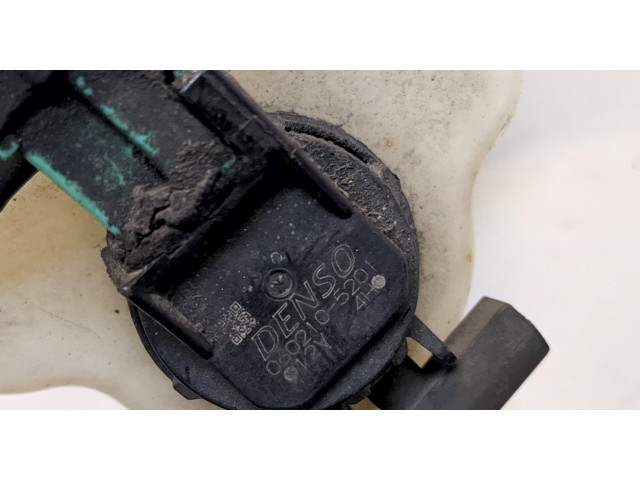 Бачок омывателя  Honda Pilot 2002-2008    