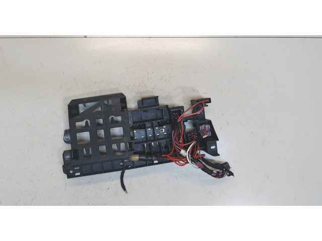 Блок предохранителей  Audi A8 (D3) 2005-2007      4E0971845     