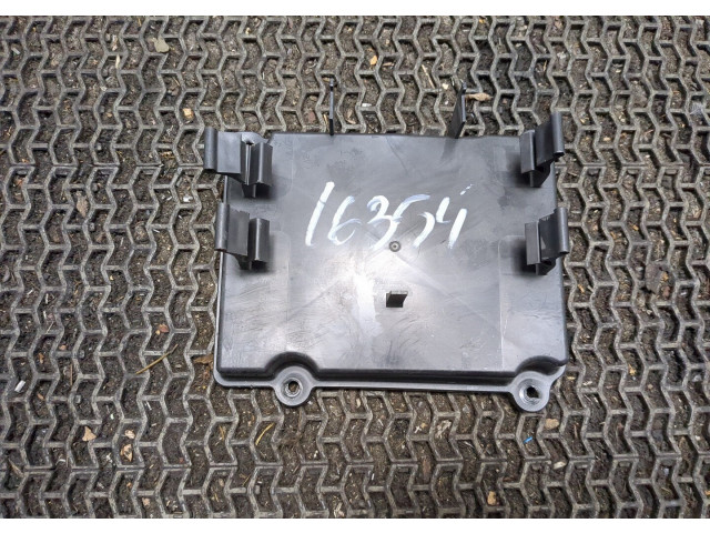 Крышка блока предохранителей  Audi A8 (D3) 2005-2007      4e1863996a     4.2