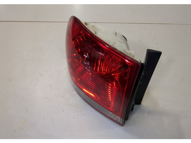 Задний фонарь     7L6945095P   Volkswagen Touareg 2002-2007 