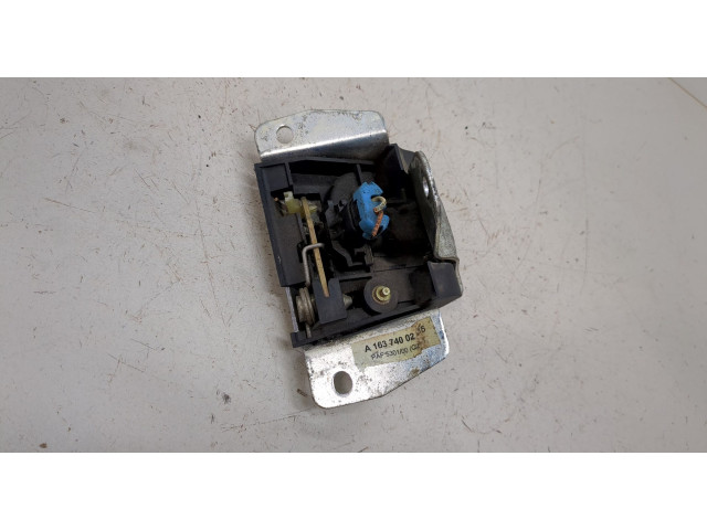 Замок багажника  Mercedes ML W163 1998-2004       