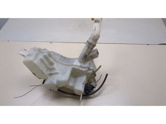 Бачок омывателя  Mazda 5 (CR) 2005-2010    