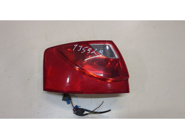 Задний фонарь     r1ds1022a01   Seat Exeo 