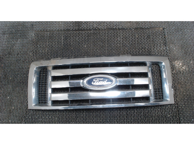 Решетка радиатора  Ford F-150 2009-2014          4.6 9l348200d0w