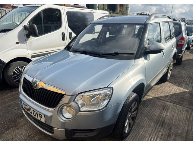 Фара передняя  Skoda Yeti 2009-2014 левая 