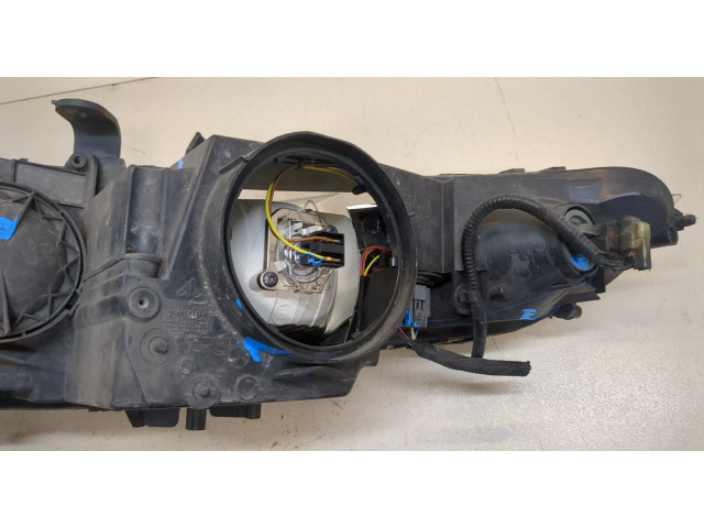 Фара передняя  Honda Civic 2005-2012 правая 