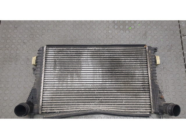 Интеркулер  Volkswagen Golf 6 2009-2012       