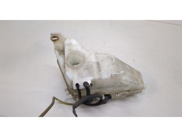Бачок омывателя  Toyota Auris E15 2006-2012    