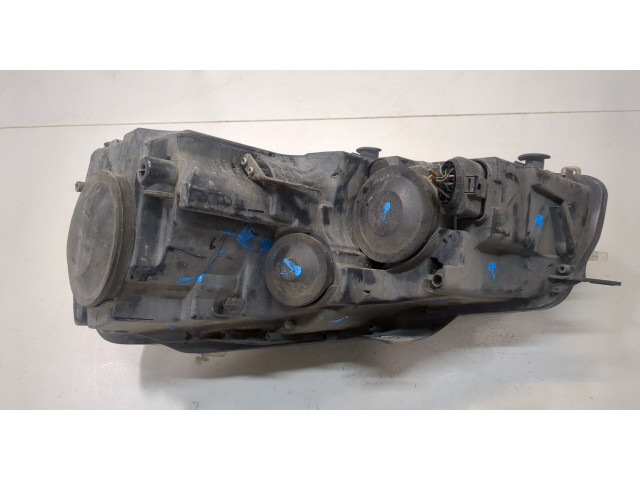 Фара передняя  Volkswagen Golf 6 2009-2012 правая 