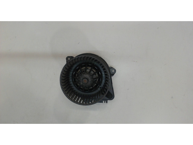 Моторчик печки  Renault Scenic 1996-2002 7701206250     7701206250   