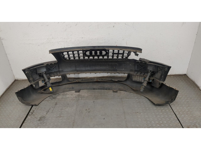 Решетка радиатора  Audi TT (8N) 1998-2006          8N0853651E