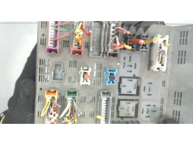 Блок комфорта  Renault Laguna 1994-2001      7700821586   