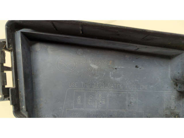 Блок предохранителей  Mazda 3 (BK) 2003-2009         