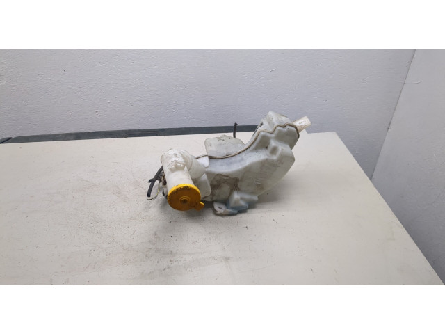 Бачок омывателя  Mazda 3 (BK) 2003-2009    