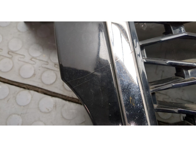 Решетка радиатора  Land Rover Range Rover Sport 2005-2009          