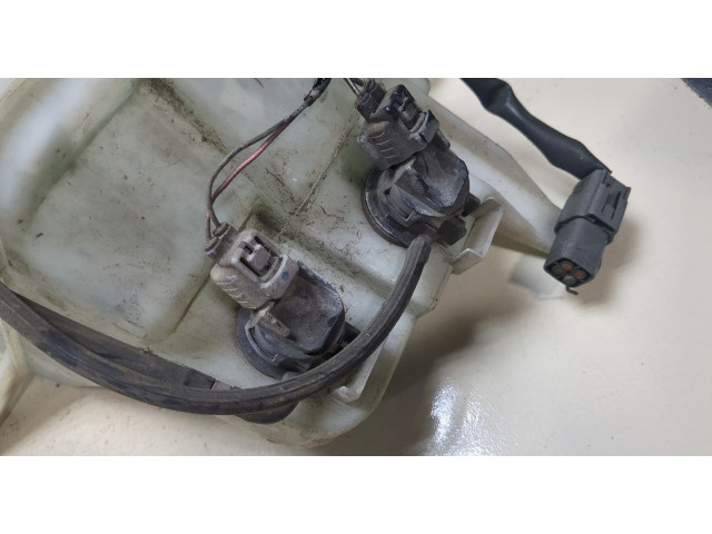 Бачок омывателя  Mazda 6 (GH) 2007-2012 GS1N67480A   