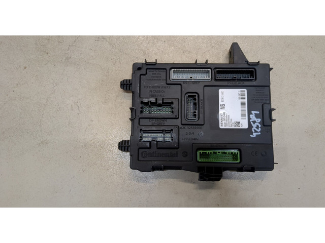 Блок комфорта  Renault Megane 4 2016-2020      284B19104R  