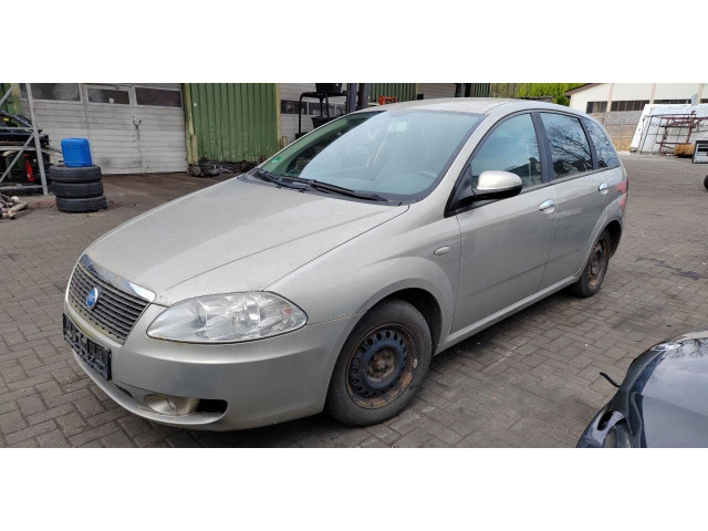 Бампер  Fiat Croma 2005-2011 передний    